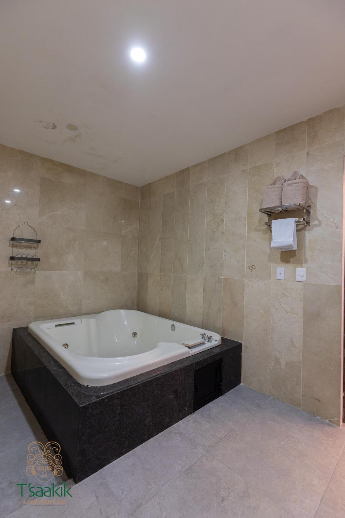Tsaakik Jungle Hotel & Spa Cancun Luaran gambar